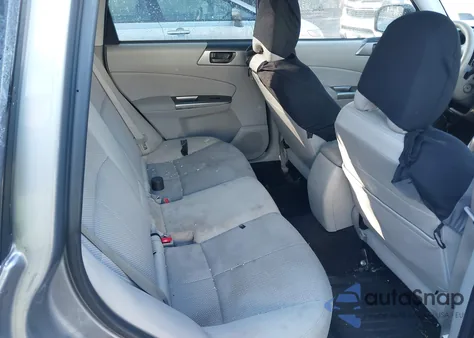 2011 Subaru Forester 2.5X z USA, uszkodzony, nr VIN JF2SHABC9BH778544